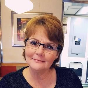 Meet your Posher, Beth